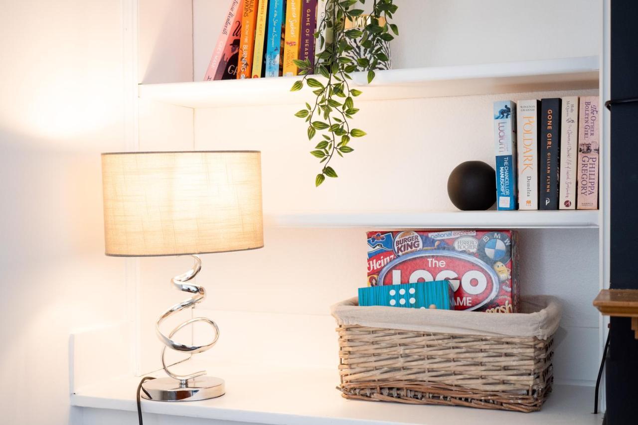 Stunning 2-Bedroom Home In City Centre With Wi-Fi! Royal Tunbridge Wells Εξωτερικό φωτογραφία